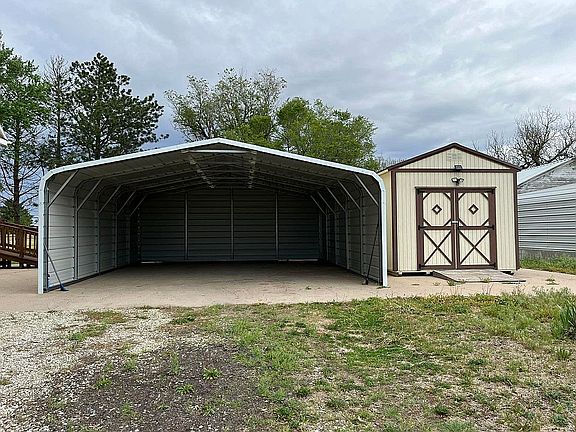 Carport '25 Storage shed 21
