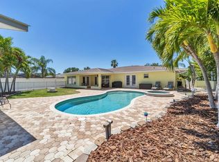 1107 De Narvaez Ave, Bradenton, FL 34209