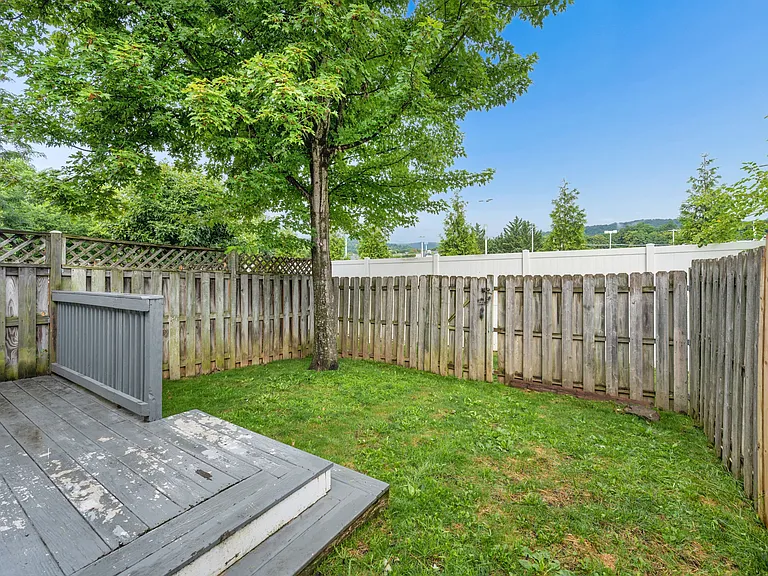 411 Old Oak Pl #1 — Photo 14