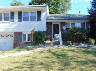 18 Winding Way, Hamilton, NJ 08620