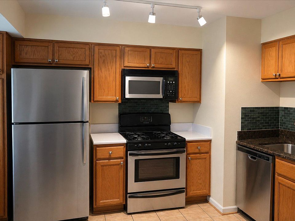 1st image of 4124 Ames St NE APT 203