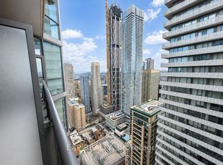 45 Charles St E #5109, Toronto, ON M4Y 0B8