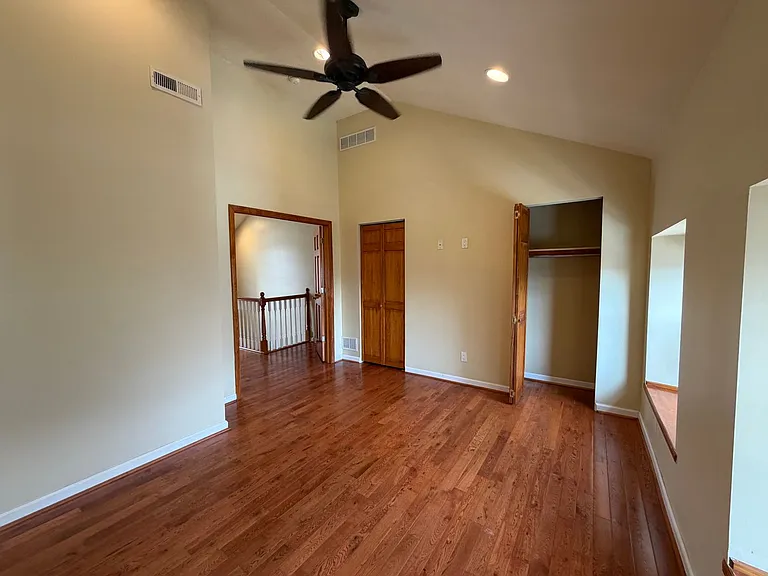 214 Grape St — Photo 21