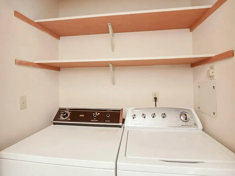 Arbor Square Apartments — Photo 20