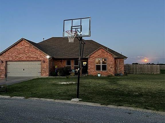 2nd image of 22 Blue Meadow Dr