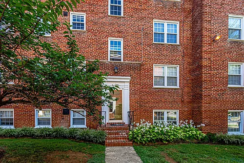 Mason Arms Apartments Photo 1