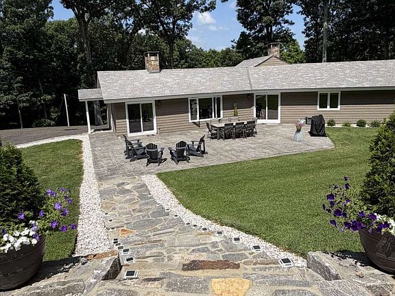 3rd image of 85 Good Hill Road