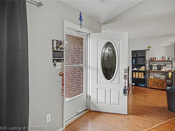 4th image of 2708 N 55th Cir