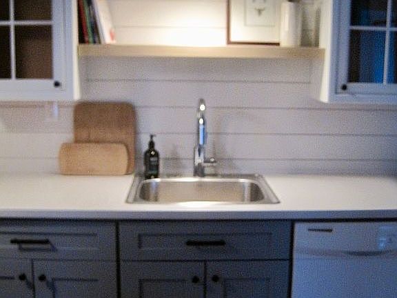 Farmhouse sink