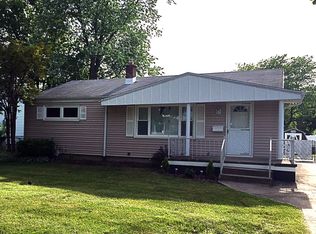 63 Deuro Dr, Niagara Falls, NY 14304