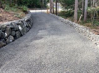 61 N Duckabush Dr N, Hoodsport, WA 98548