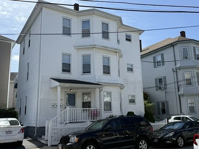 2 bed, 1.0 bath, 1200 sqft, $1,600 — Photo 1