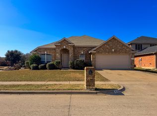 5353 Freestone Dr, Grand Prairie, TX 75052