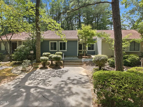 5703 Willowbrook Dr, Raleigh, NC 27609
