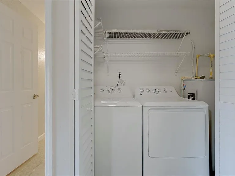 12293 Sailwinds Dr #203 — Photo 39