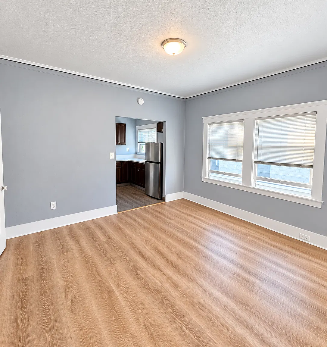 1131 Bella Vista Ave — Photo 4