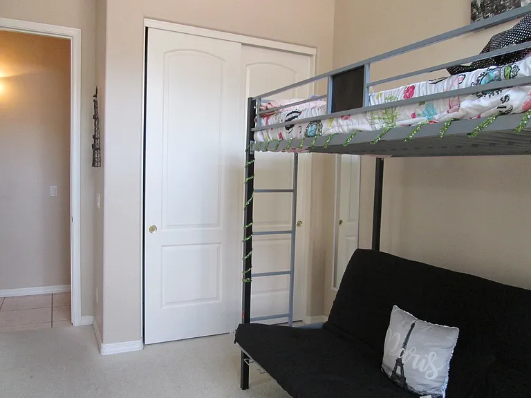 5745 E Sunset Point Dr — Photo 37