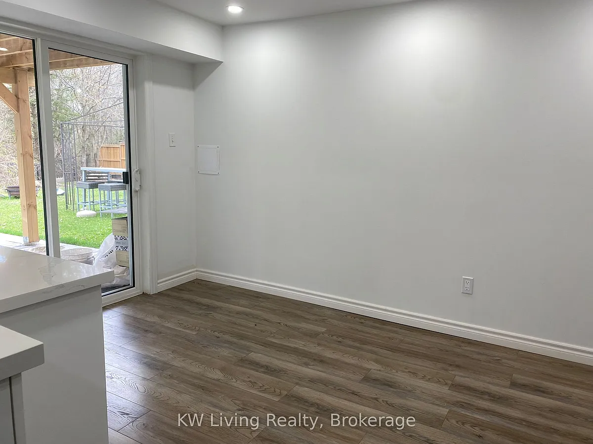Building Photo - 55 Collin Ct #BASEMENT