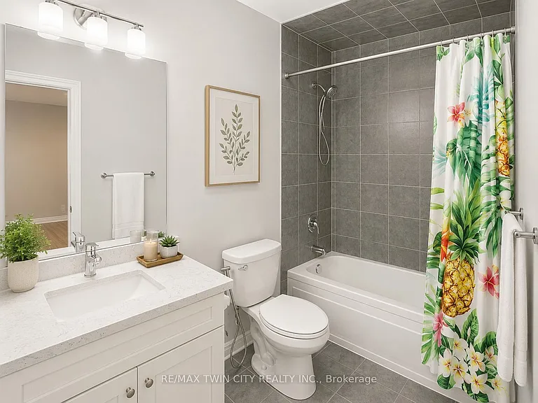 186 Blair Creek Dr #UPPER — Photo 6