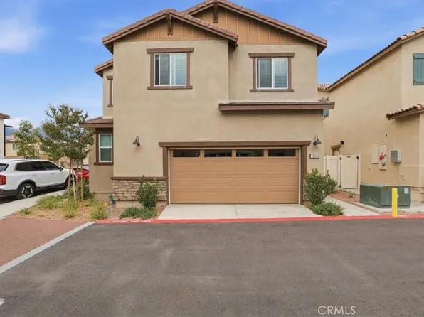 16080 Olivas Ln, Fontana, CA 92336