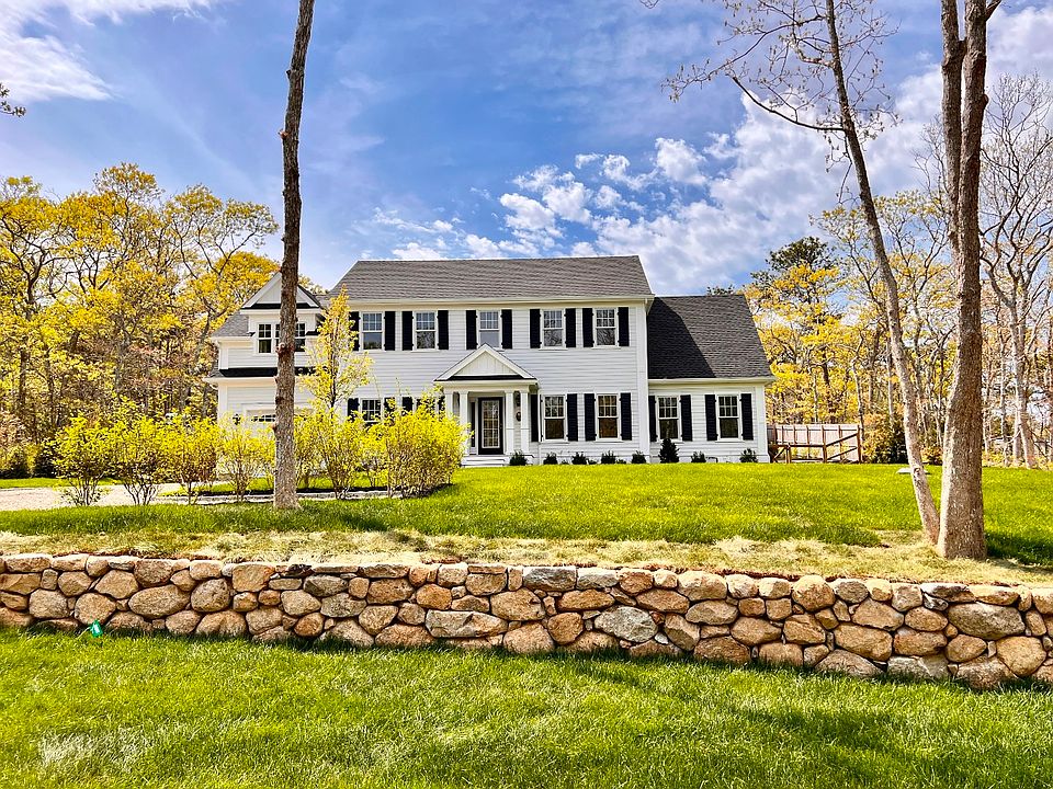 1st image of 28 Holly Bear Ln