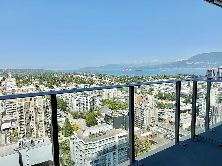 2488 Granville St — Photo 45