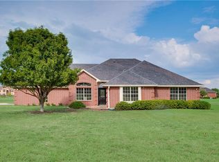 1071 Churchill Downs Cir, Terrell, TX 75160