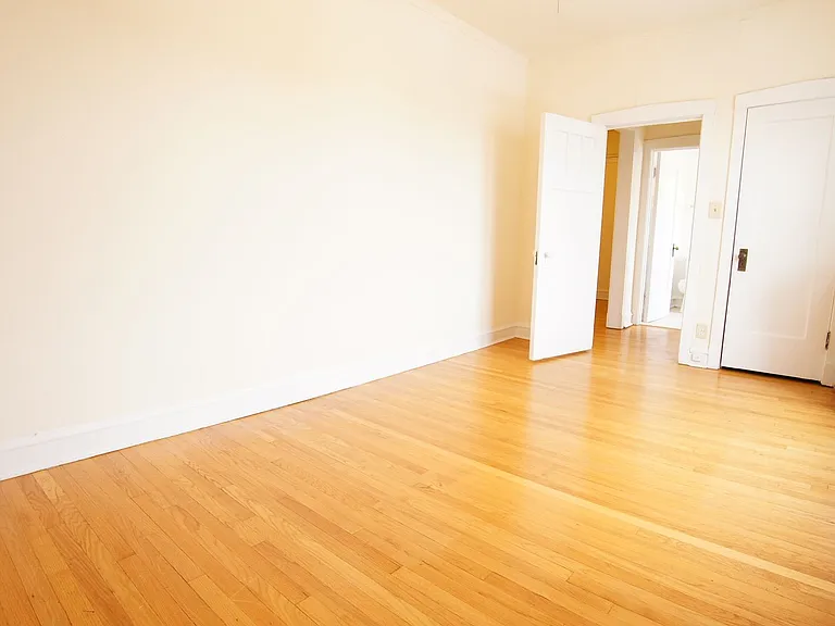 2418 Sawyer LLC — Photo 3