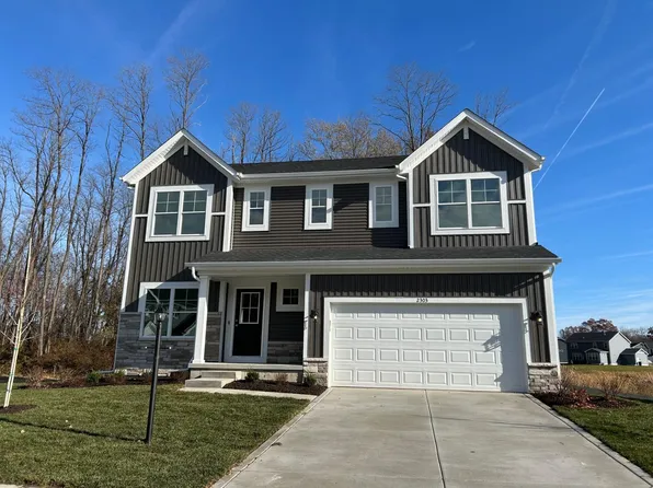 2303 Dunewood St, Portage, IN 46368