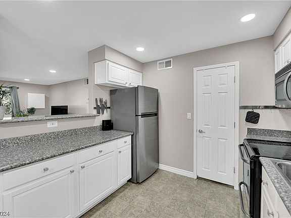 4th image of 2451 N Rainbow Blvd Unit 2126
