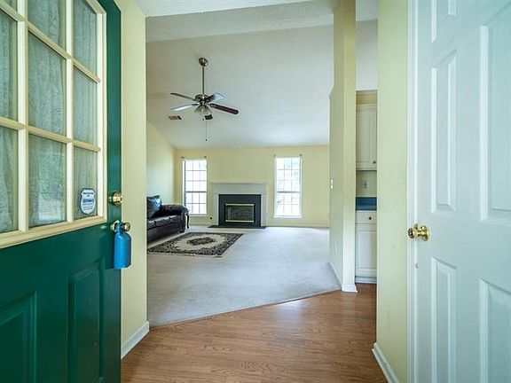 3rd image of 659 Fernstone Trl