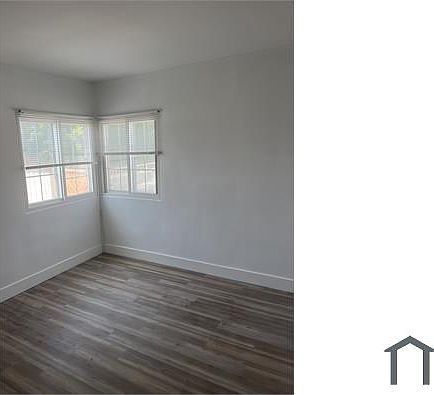 4th image of 8617 S 8th Ave #B