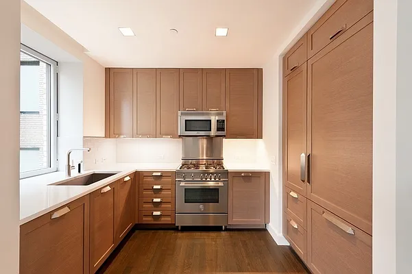 Rented by Nest Seekers International | media 20