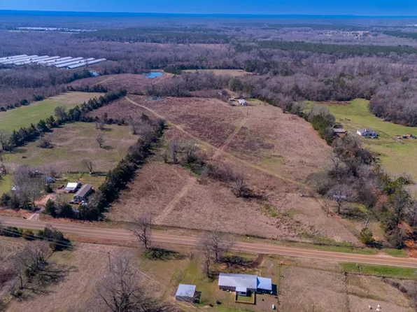 143 County Road 4256, Timpson, TX 75975