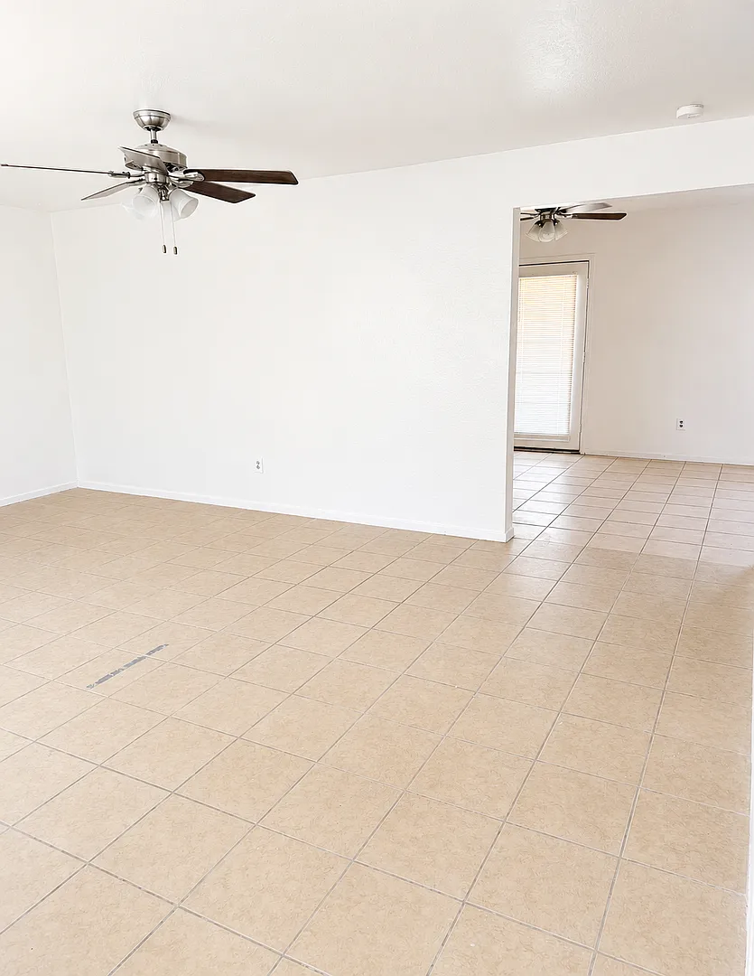Updated 3 Bedroom Home with Large Yard! — Photo 3