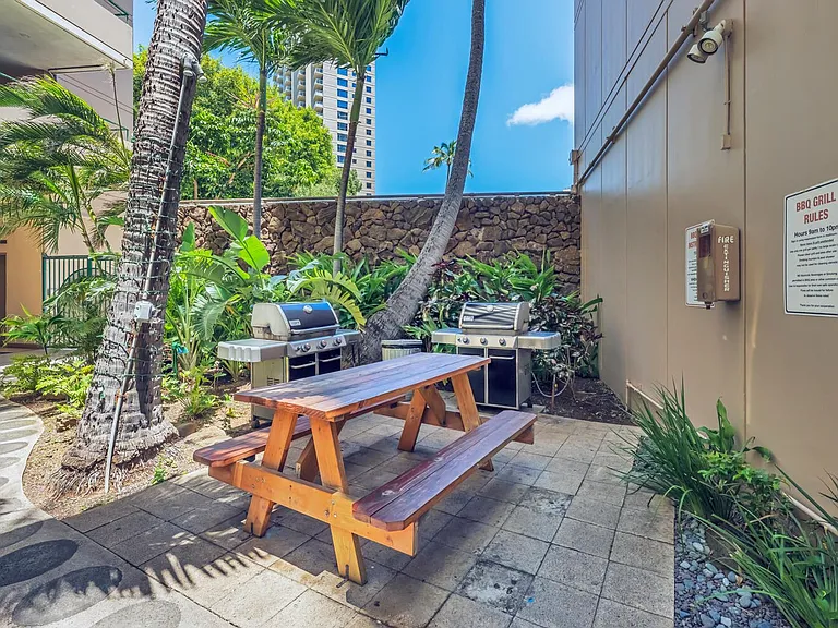 1720 Ala Moana Blvd #201A — Photo 12