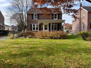 426 E Spring Ave, Ardmore, PA 19003