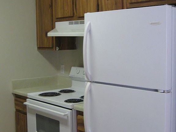 3rd image of 3331 SW 31st Dr APT 25D