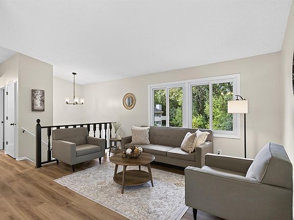 4th image of 3874 Dolomite Dr