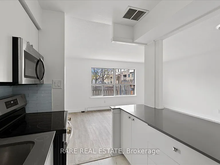 7555 Goreway Dr #157 — Photo 2