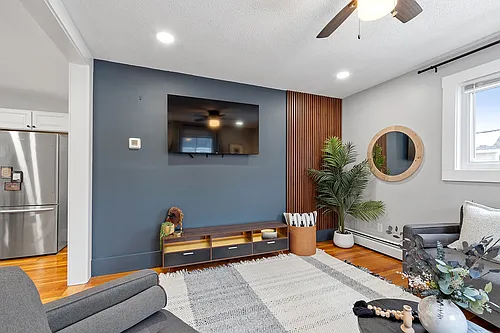 4 McGregor St Photo 1