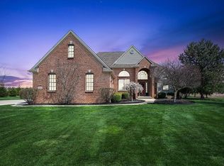 10224 Crabb Rd, Temperance, MI 48182