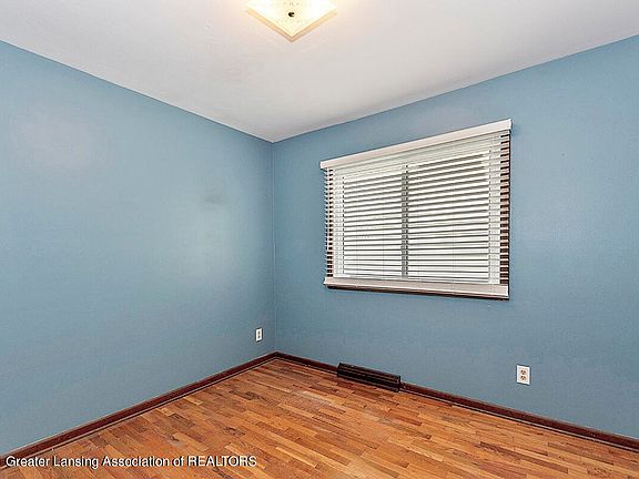 2nd image of 5234 Sunrose Ave