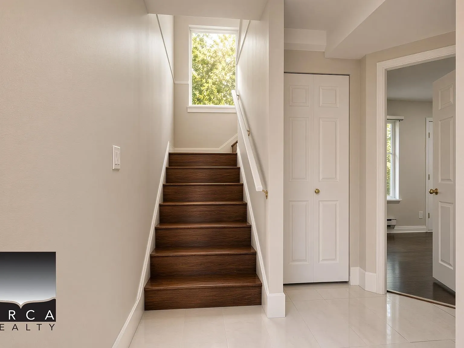 4 bed, 1580 sqft, $3,200 — Photo 2