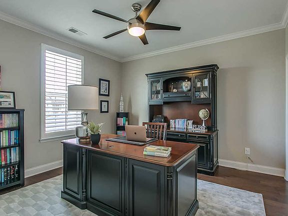 5th image of 119 Irvine Ln