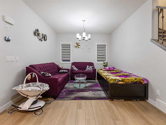 4th image of 260 W Homestead Grv NE