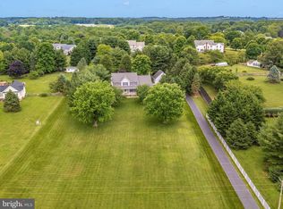 5925 Cabbage Spring Rd, Mount Airy, MD 21771