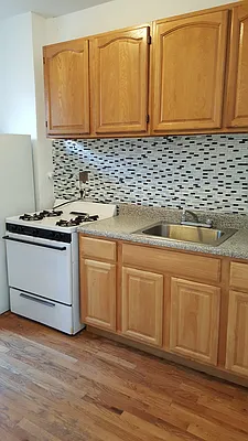 Rented by Grand & Co. | media 30