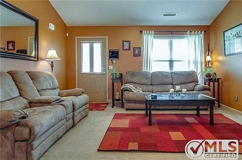 2nd image of 509 Grayson Ct