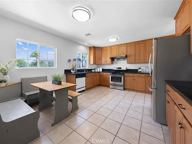 1003 Langley Way — Photo 30